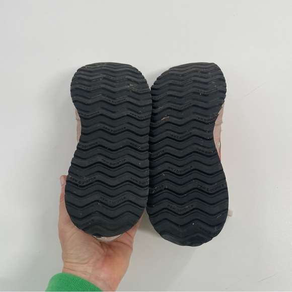 Girls New Balance 237 Bungee Athletic Sneakers Pink Orange White Size Girls 3Y - Picture 9 of 9